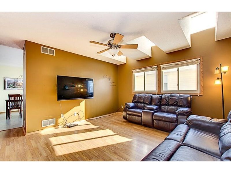 1918 Walnut St, Lauderdale, MN 55113
