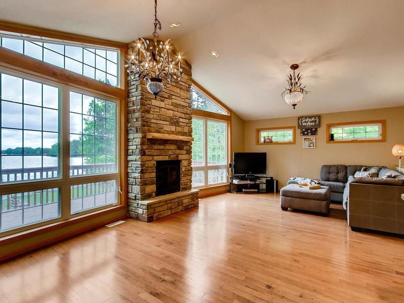 25220 Cedar Ln, New Prague, MN 56071