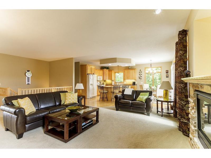 903 Bluff Heights Dr SE, Lonsdale, MN 55046