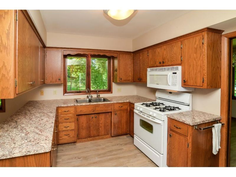34 Aladdin Cir NW, Buffalo, MN 55313