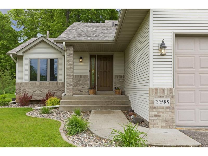 22585 Janero Ave N, Forest Lake, MN 55025
