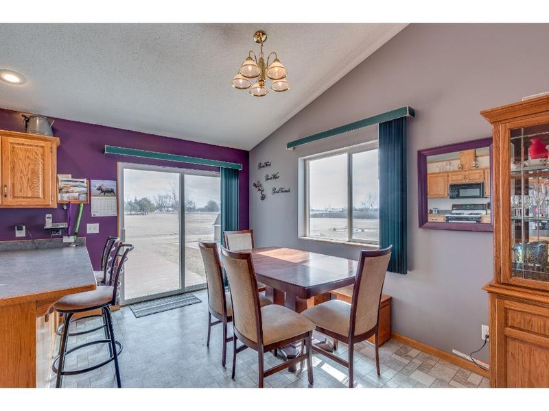 304 Polar Cir, Arlington, MN 55307