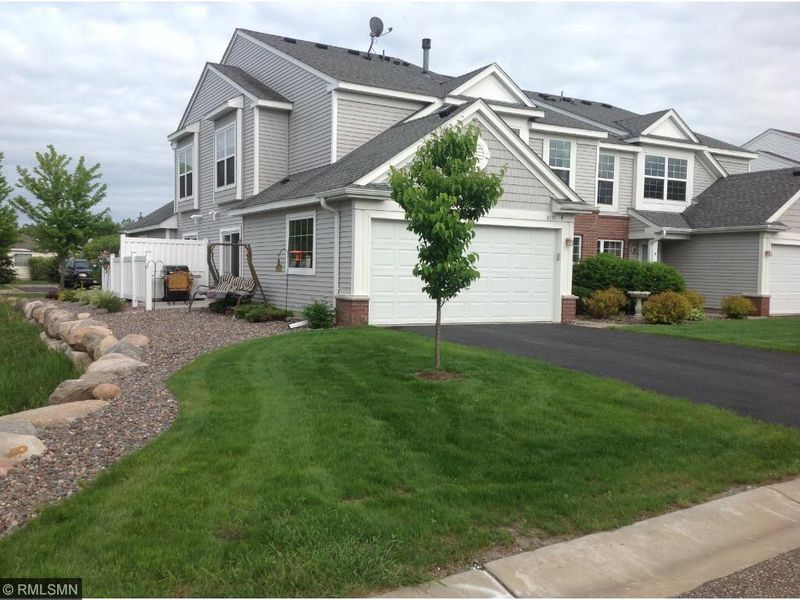 4930 149th St N #4, Hugo, MN 55038
