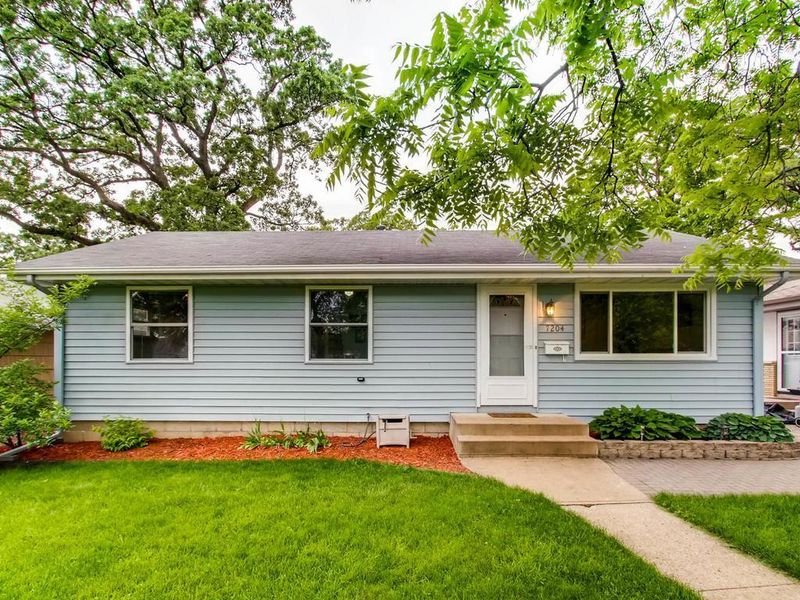 7204 Garfield Ave, Richfield, MN 55423