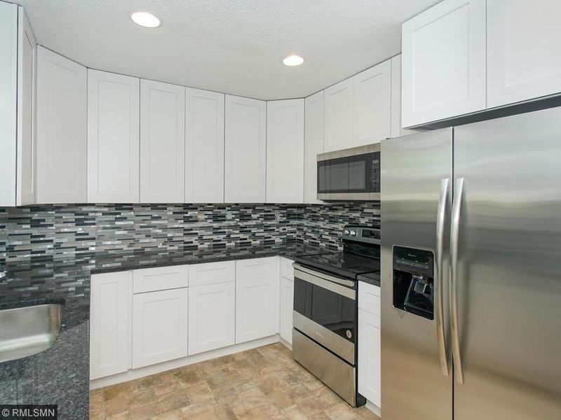 237 104th Ln NW, Coon Rapids, MN 55448