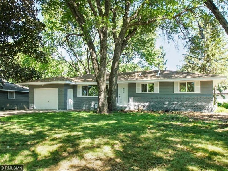 237 104th Ln NW, Coon Rapids, MN 55448