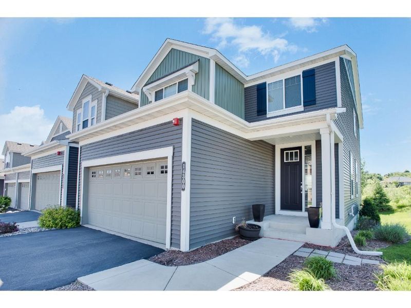 14300 Parkside Ct NW, Prior Lake, MN 55372