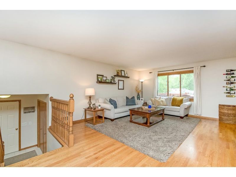 5792 7th St NE, Fridley, MN 55432
