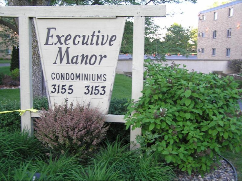 3155 Old Highway 8 #310, Saint Anthony, MN 55418