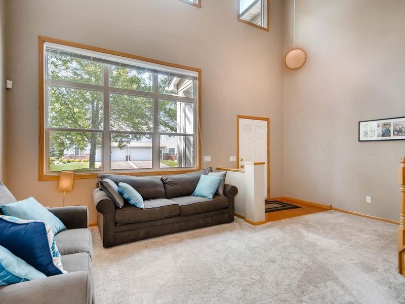1762 Elm St, White Bear Lake, MN 55110