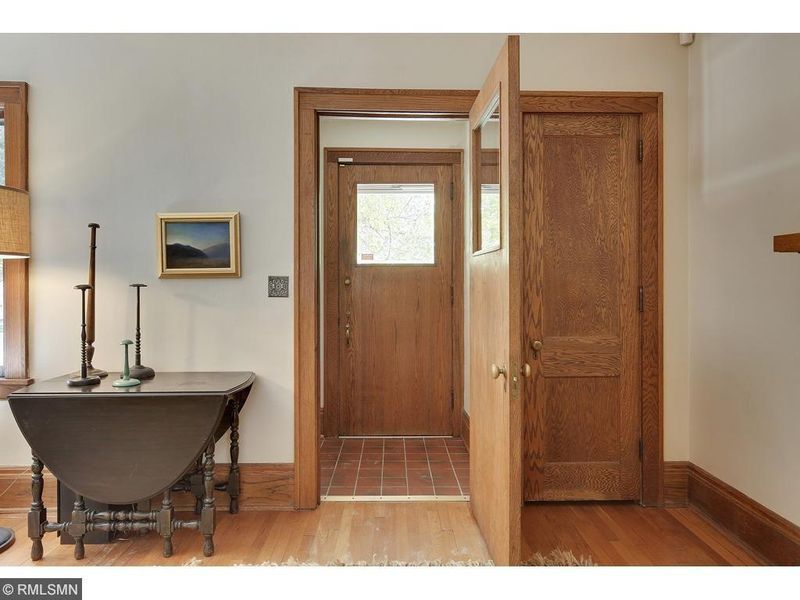1405 Goodrich Ave, Saint Paul, MN 55105