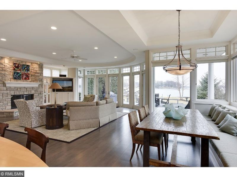 185 Woodpecker Ridge Rd, Excelsior, MN 55331