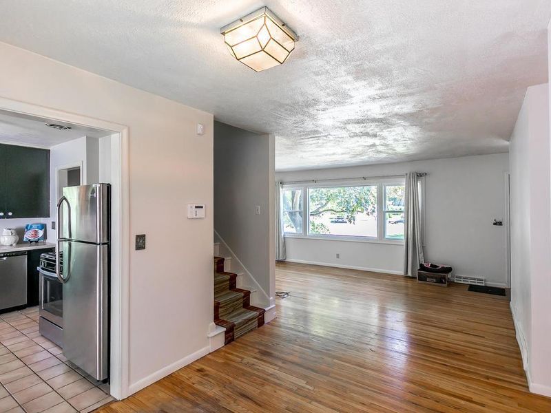 9621 W 16th St, Saint Louis Park, MN 55426