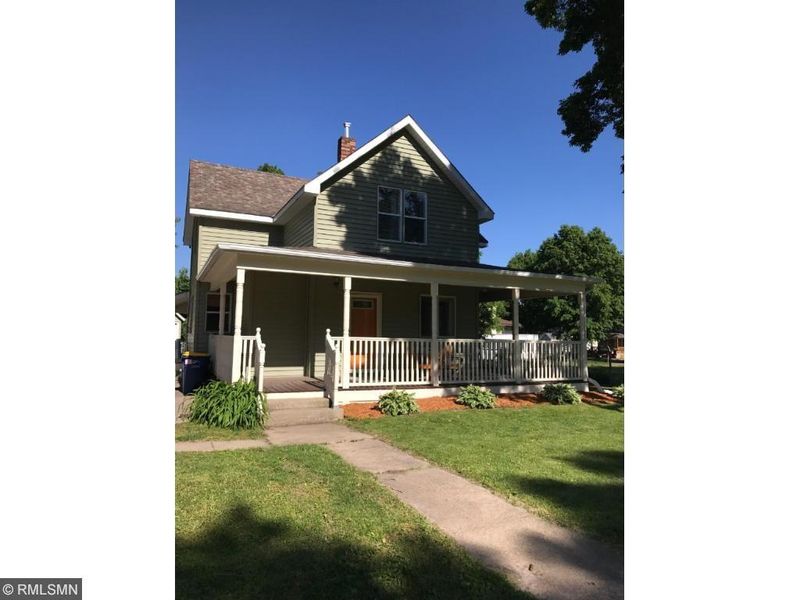809 1st Ave NW, Faribault, MN 55021