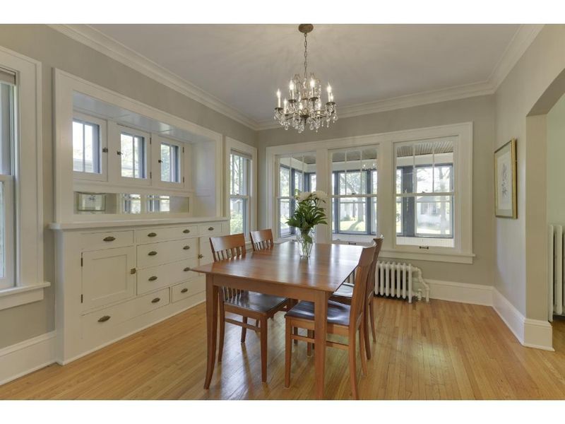 351 Macalester St, Saint Paul, MN 55105