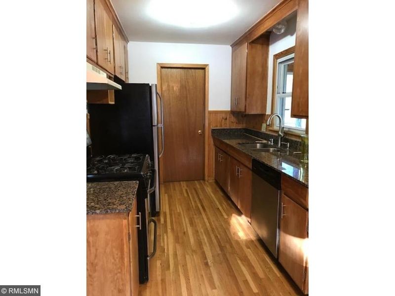 5949 York Ave N, Brooklyn Center, MN 55429
