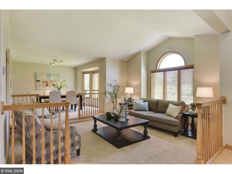 5775 Annapolis Ln N, Plymouth, MN 55446