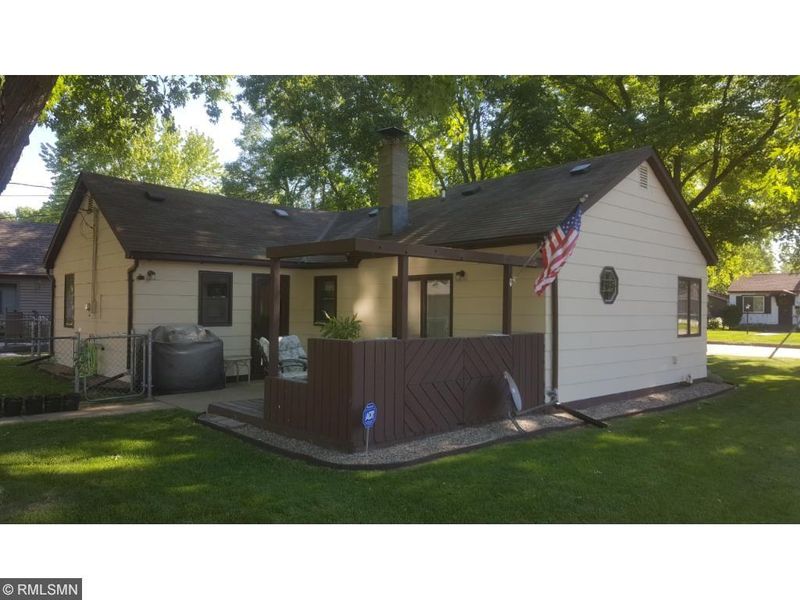 401 30th Ave N, Saint Cloud, MN 56303