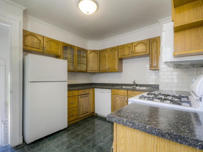 3916 Van Nest Ave, Minneapolis, MN 55409