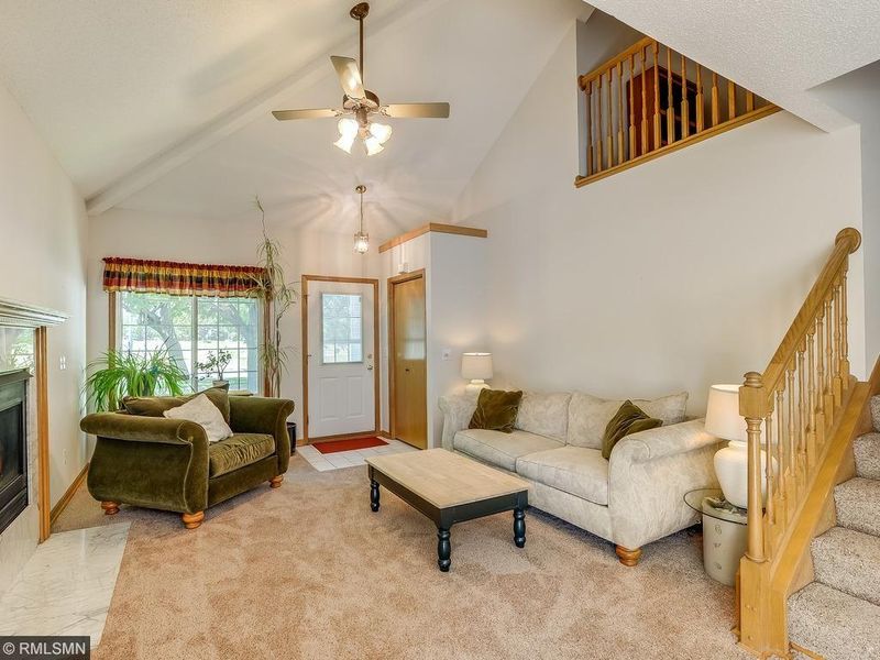 2329 Williams Dr, Burnsville, MN 55337