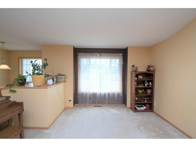 1810 Independence St S, Cambridge, MN 55008