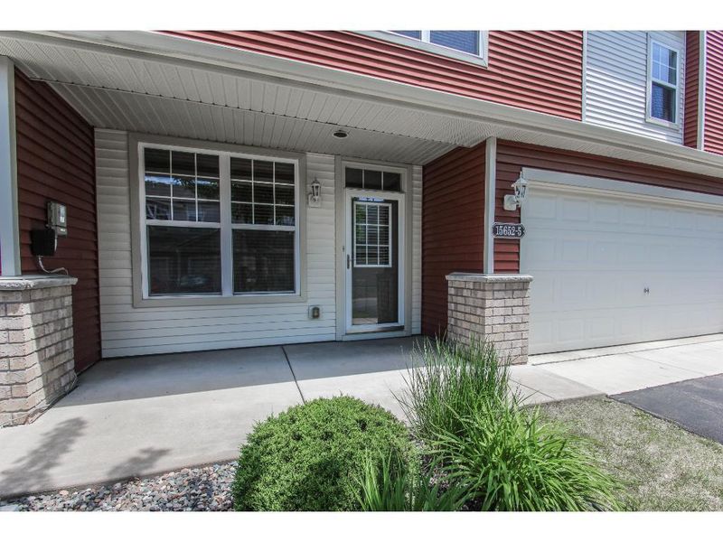 15652 Emerald Dr N #5, Hugo, MN 55038