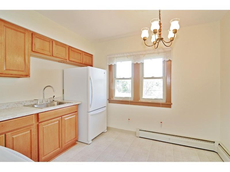 151 Park St W, South Saint Paul, MN 55075