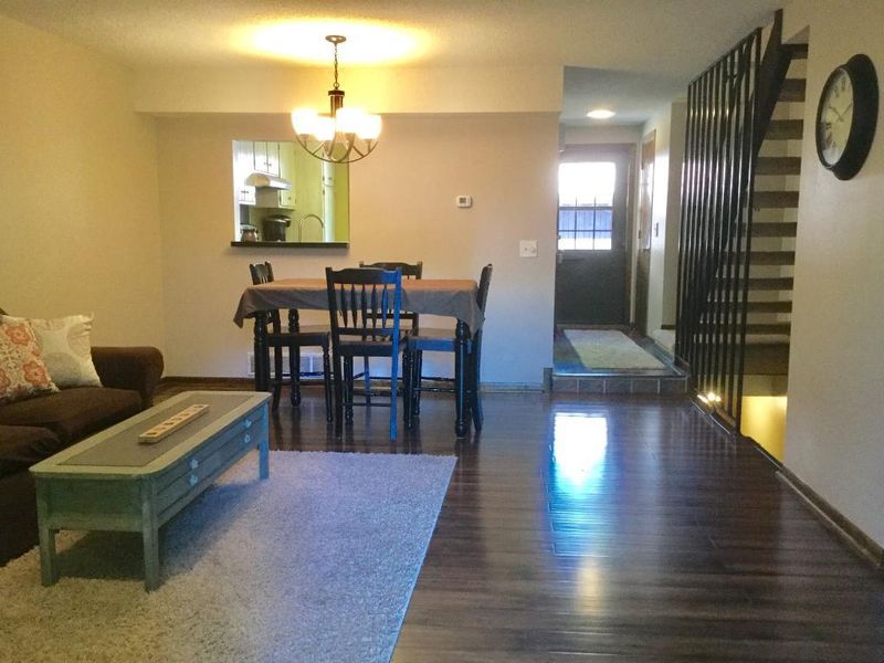 9305 Nesbitt Rd, Bloomington, MN 55437
