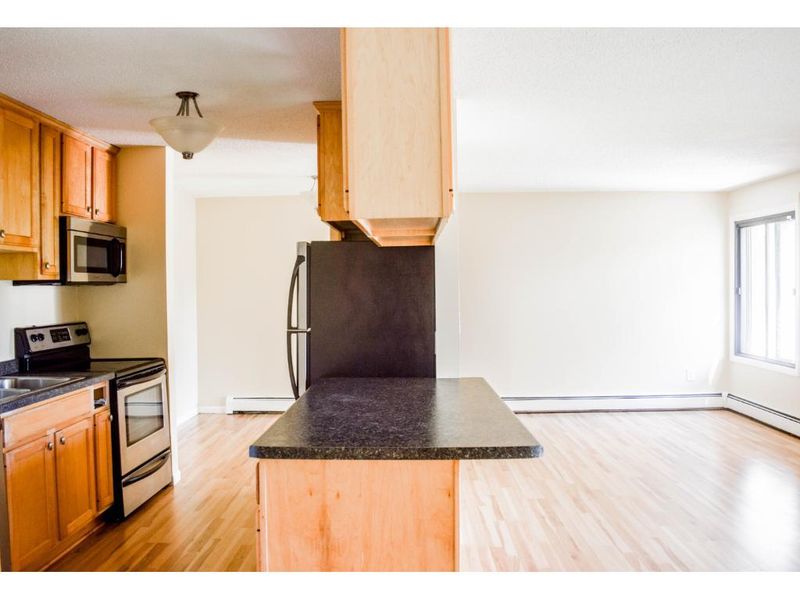 4130 Rahn Rd #B107, Eagan, MN 55122