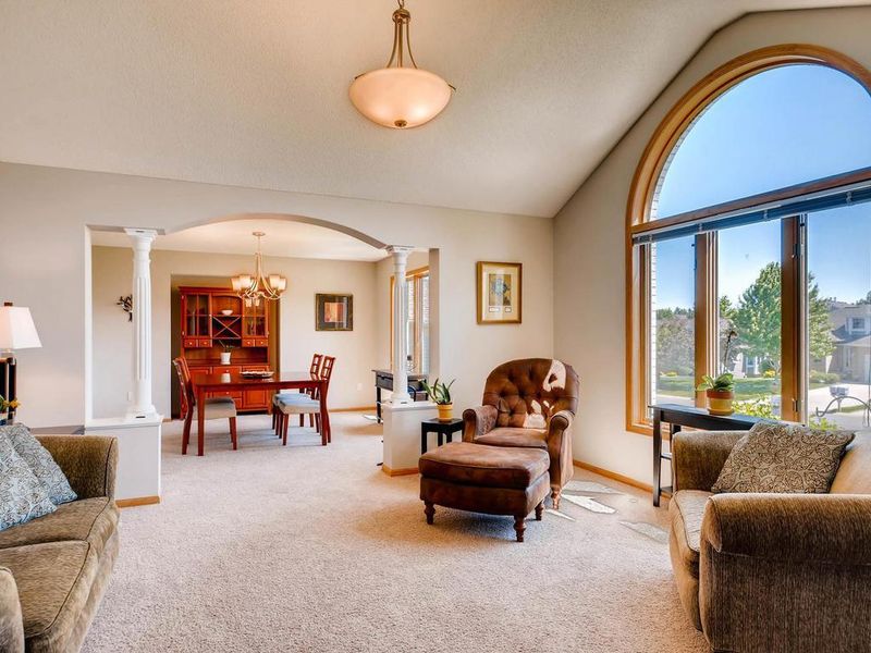 3080 Linden Dr, New Brighton, MN 55112