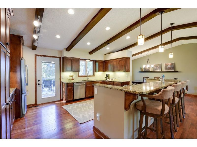 13041 Herald Cir, Apple Valley, MN 55124