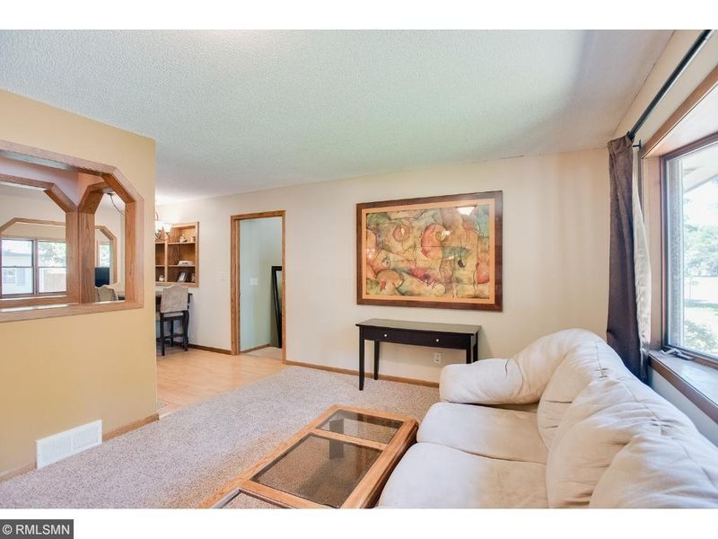 509 E Church St, Belle Plaine, MN 56011
