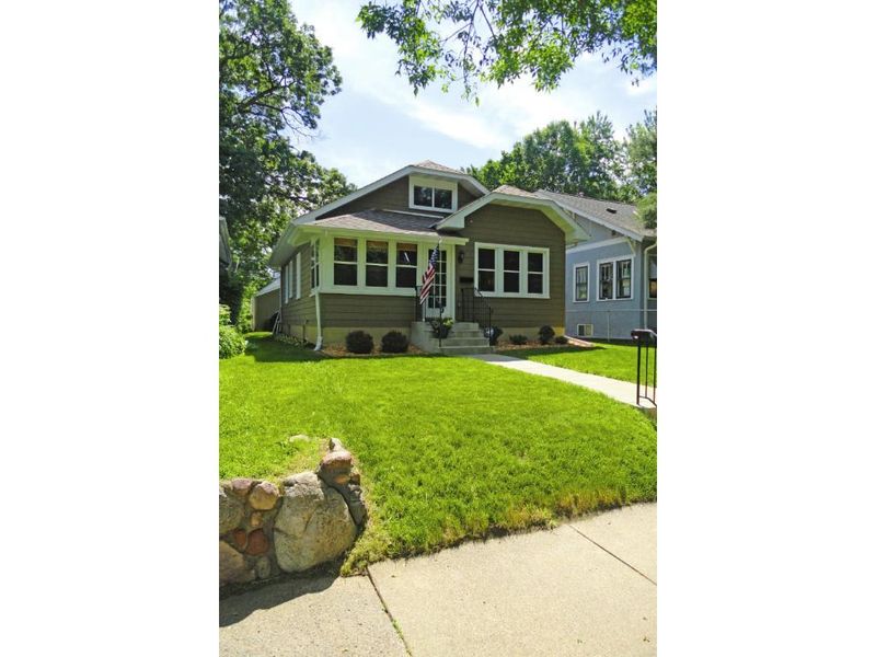 3254 Vincent Ave N, Minneapolis, MN 55412