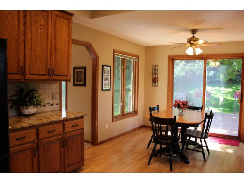 11201 69th Pl N, Maple Grove, MN 55369
