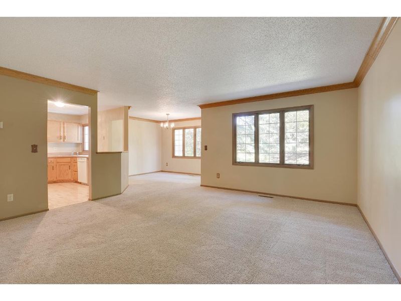 3569 Blue Jay Way #103, Eagan, MN 55123