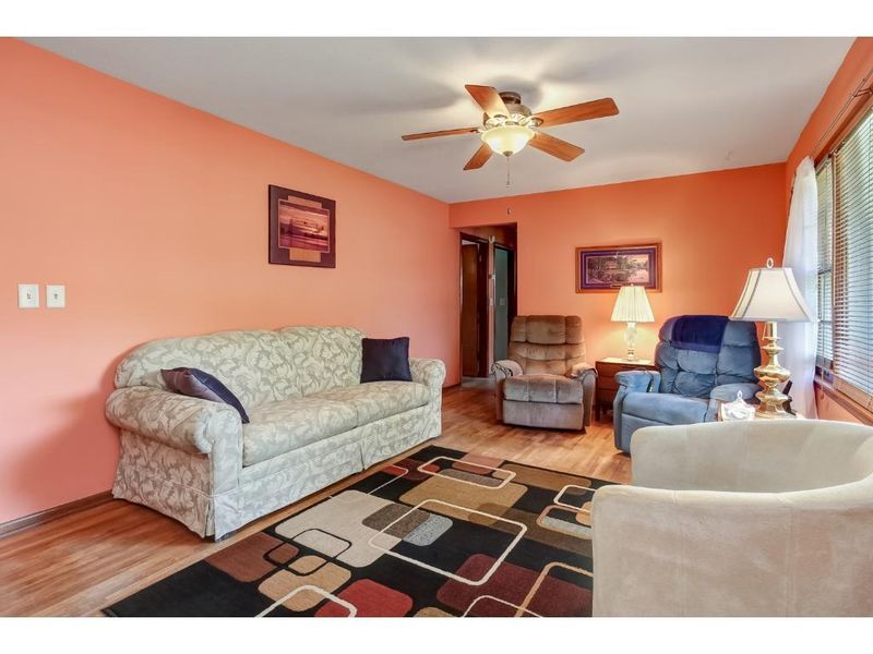 1817 Whitewater Trl, Brooklyn Park, MN 55444