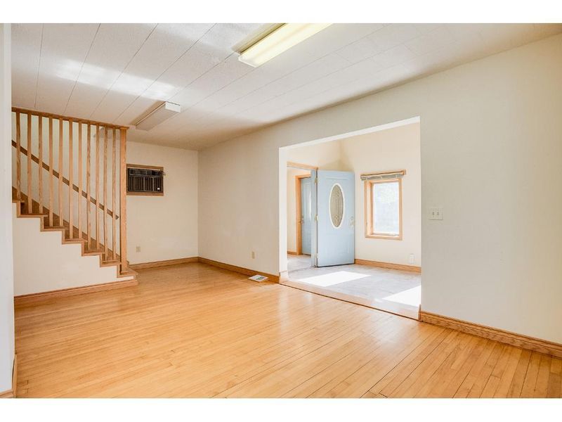1107 16th Ave SE, Minneapolis, MN 55414