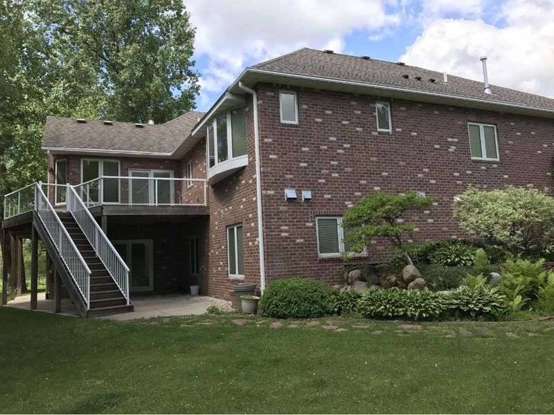 7245 Hidden Hollow Ct, Mounds View, MN 55112