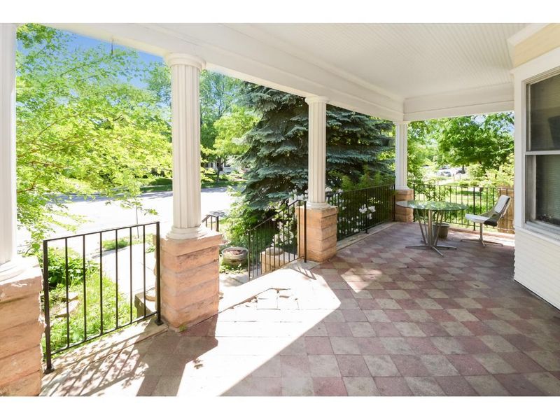3204 Park Ave, Minneapolis, MN 55407