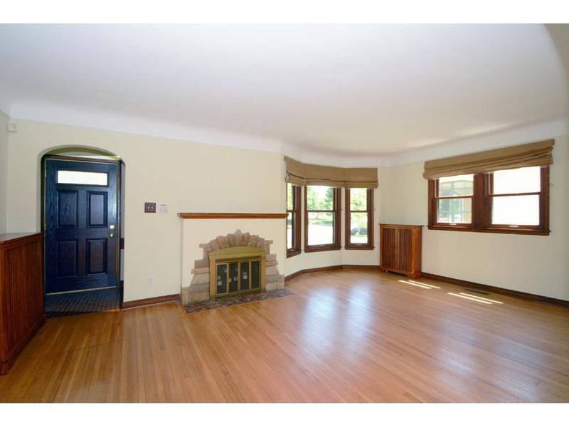 4616 Park Ave, Minneapolis, MN 55407