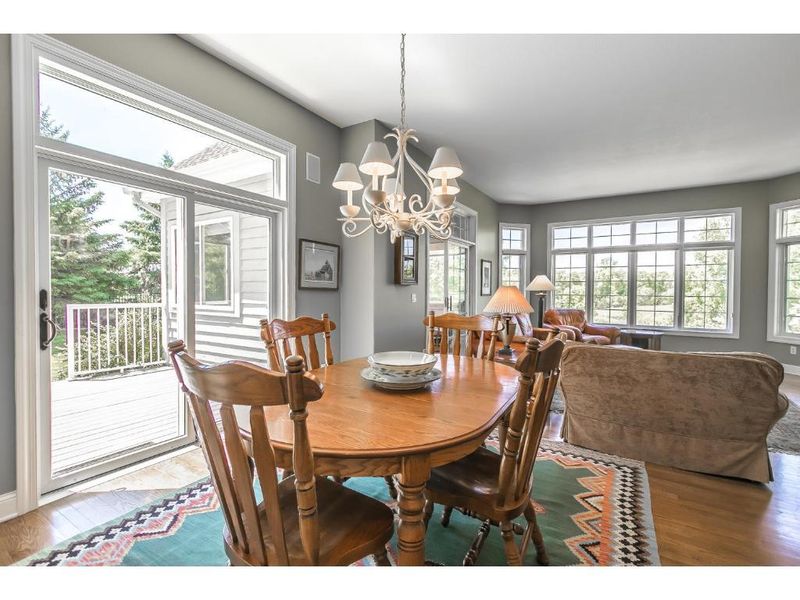 3482 Westridge Dr, Shakopee, MN 55379