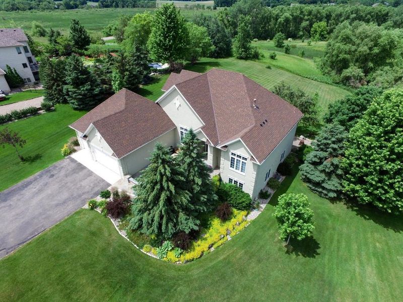 3482 Westridge Dr, Shakopee, MN 55379