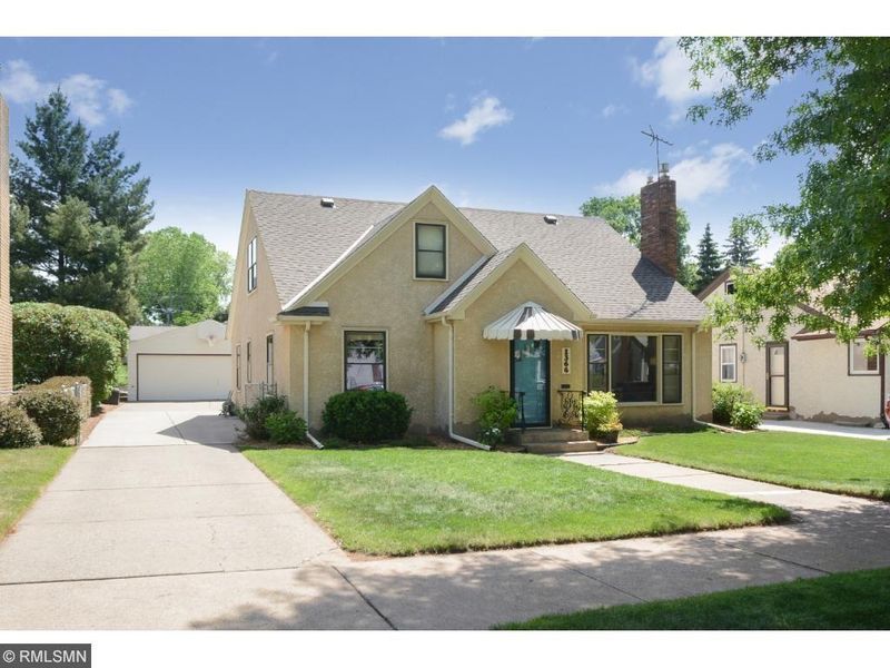 1366 Maywood St, Saint Paul, MN 55117