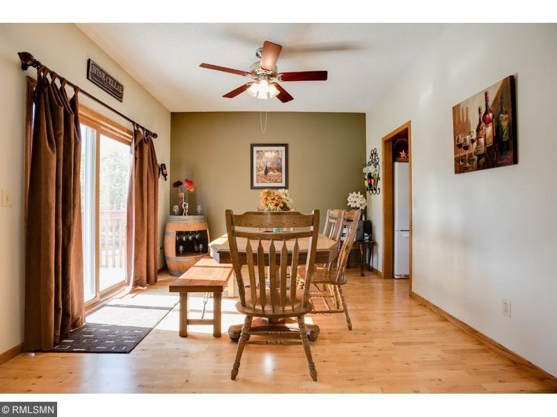 912 2nd Ave SW, Forest Lake, MN 55025