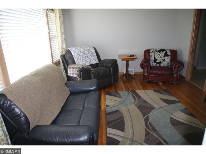 1129 9th Ave SW, Faribault, MN 55021