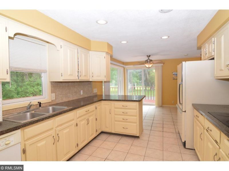 7939 Humboldt Ave N, Brooklyn Park, MN 55444
