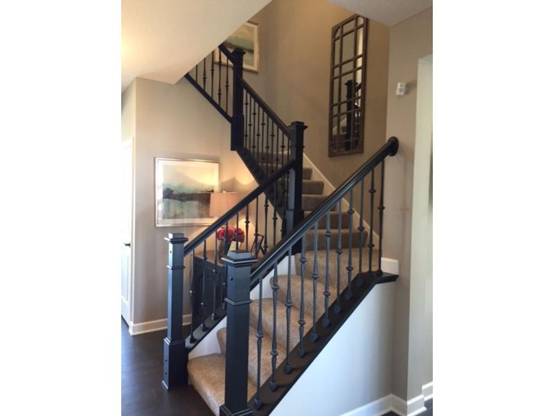 553 6th Street Ln N, Lake Elmo, MN 55042