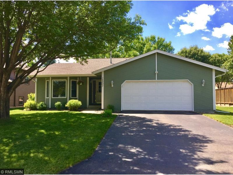 14607 Elysium Pl, Apple Valley, MN 55124