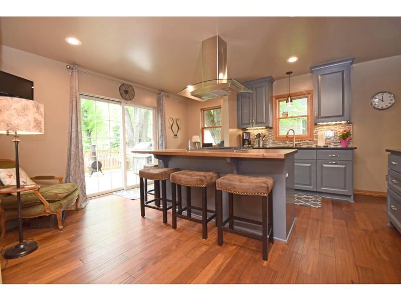 1111 Rhode Island Ave N, Golden Valley, MN 55427