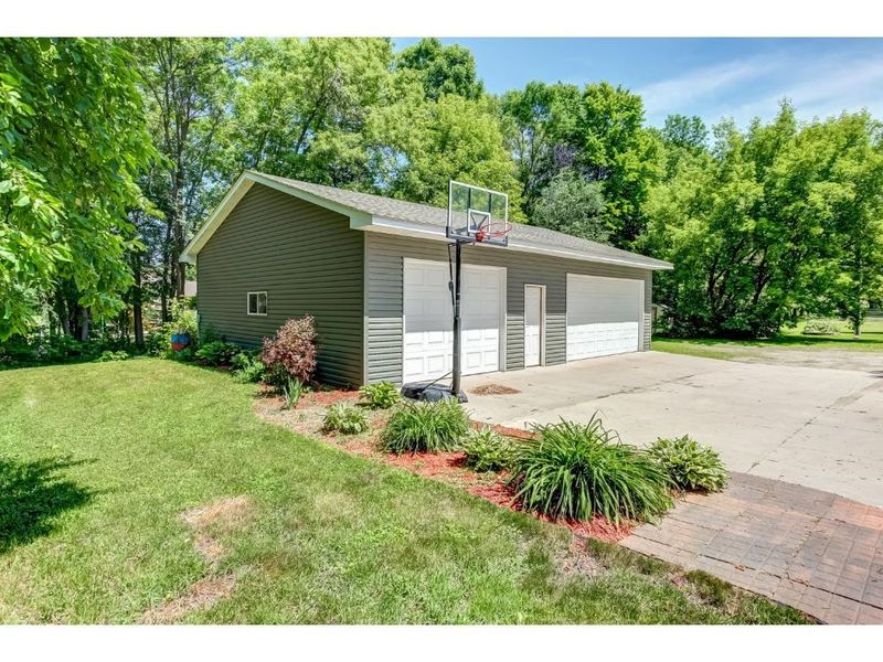 10530 95th St NE, Otsego, MN 55362
